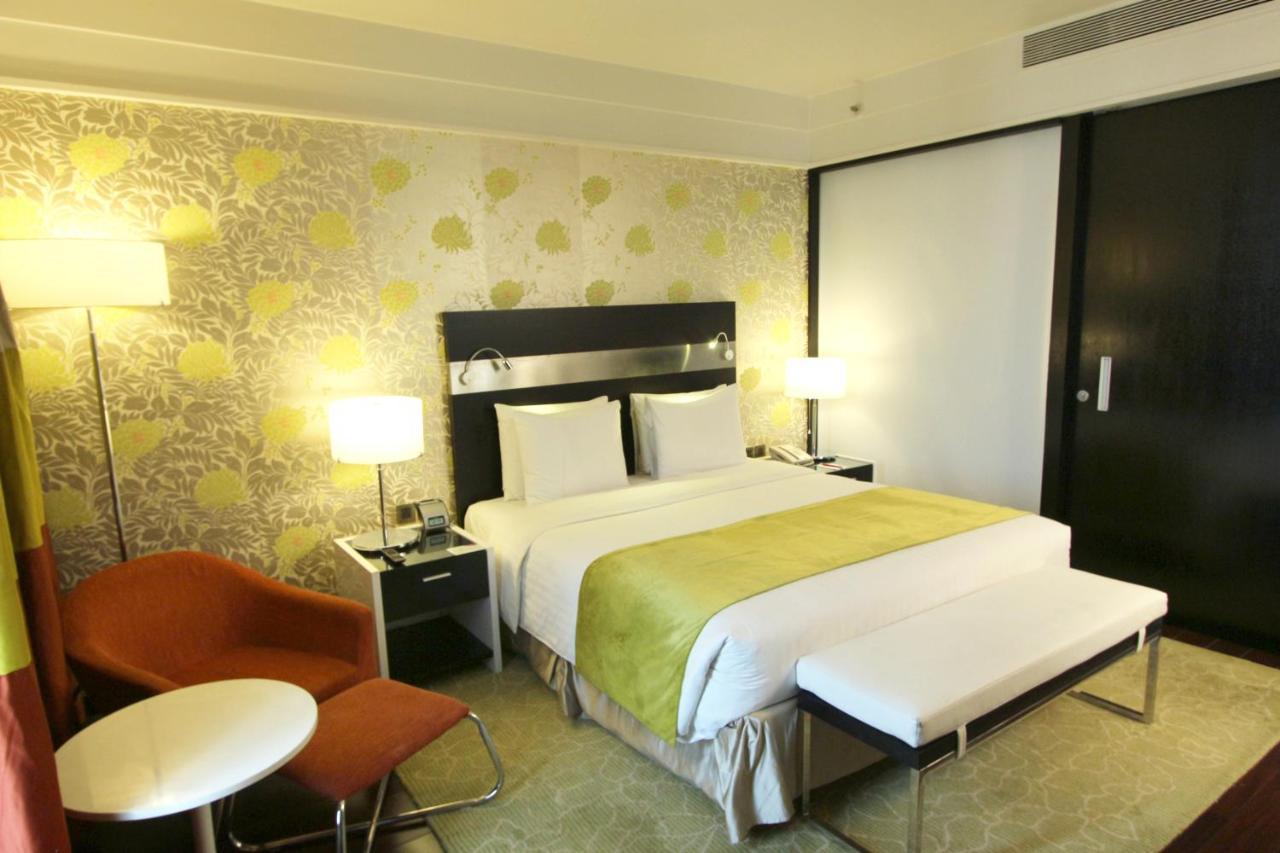 Crowne Plaza Pune City Centre By Ihg Exterior photo