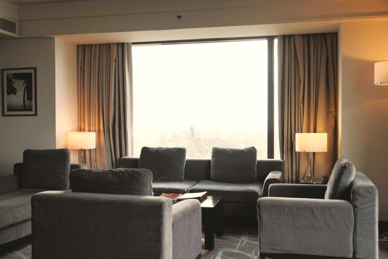 Crowne Plaza Pune City Centre By Ihg Exterior photo